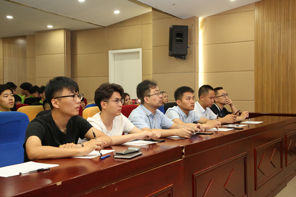 “家校同心，攜手共進(jìn)”2019年上半年階段結(jié)課答辯分享會(huì)圓滿結(jié)束