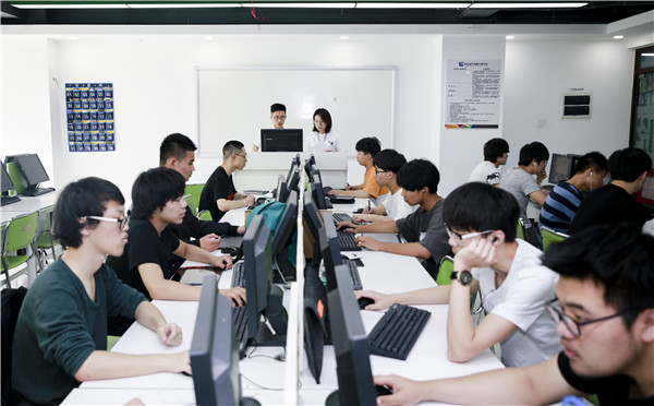動漫游戲設(shè)計就業(yè)前景好嗎？薪資待遇怎么樣？