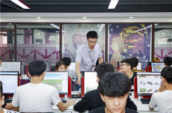 初中畢業(yè)上職業(yè)學(xué)校好么？
