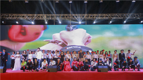 南京新華2019年新生開學(xué)典禮暨CEAC獎學(xué)金頒獎盛典隆重舉行！