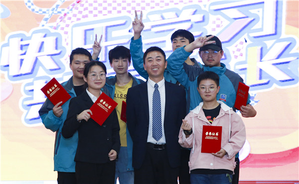 2019秋季新生階段課程結(jié)課答辯分享會(huì)圓滿落幕！