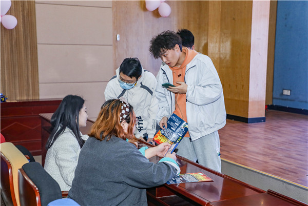 就業(yè)保障丨企業(yè)進(jìn)校園，助力南新學(xué)子就業(yè)