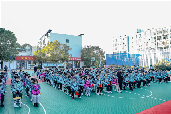 知行合一，榜樣力量 —南京新華2021年度學(xué)生工作總結(jié)暨表彰大會圓滿落幕！