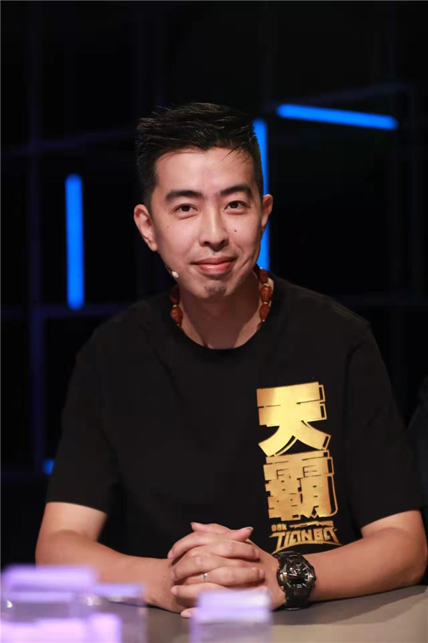 王者爭霸 限定名額！LGD俱樂部明星成員來新華啦！快來一戰(zhàn)高低