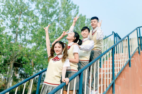 中國女足闖進亞洲杯決賽，滿滿的女性力量!
